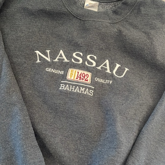 MTV Lot & Bahamas Crewneck - Picture 3 of 7